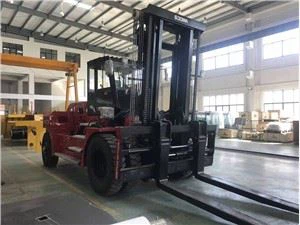 Motor od 16 tona viljuškara Cummins dobar za logistiku