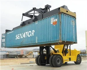 SOCMA viljuškar za logističke luke