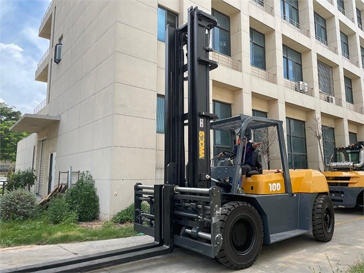 SOCMA 10t Forklift For Rent